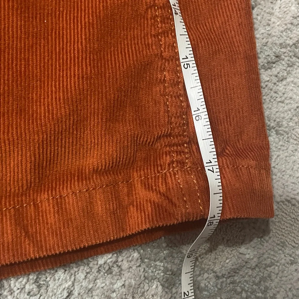 Old Navy Rust Corduroy Mini Skirt. 
Size 16. - Picture 10 of 10